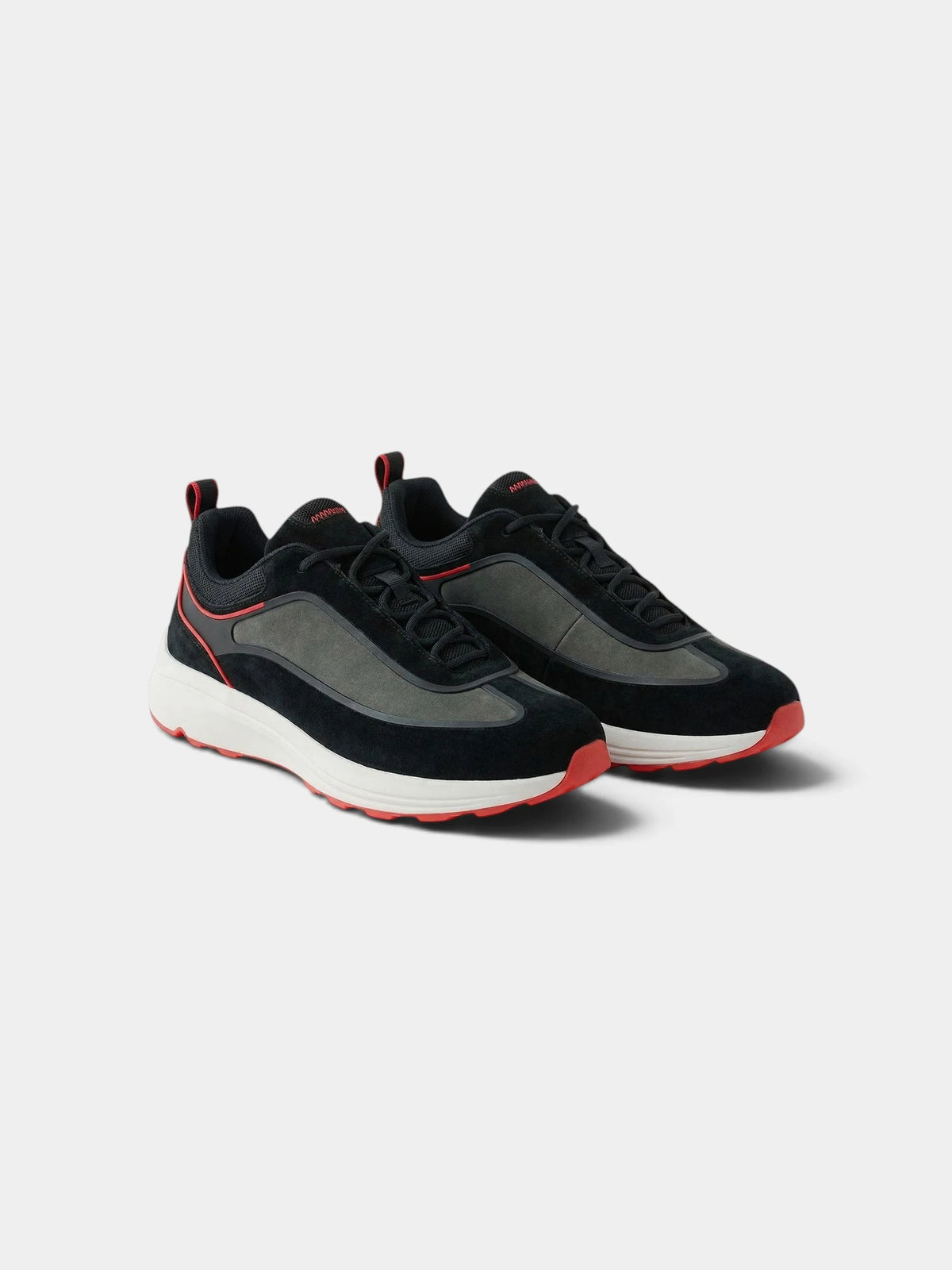 Chunky Trail Sneaker