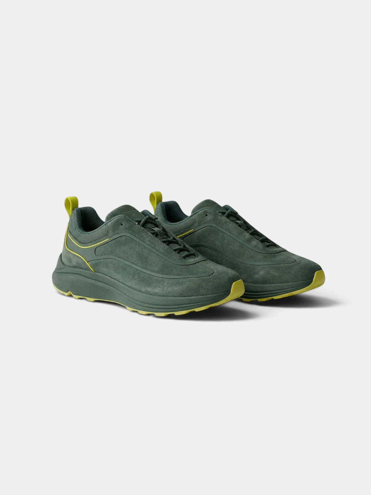 Chunky Trail Sneaker