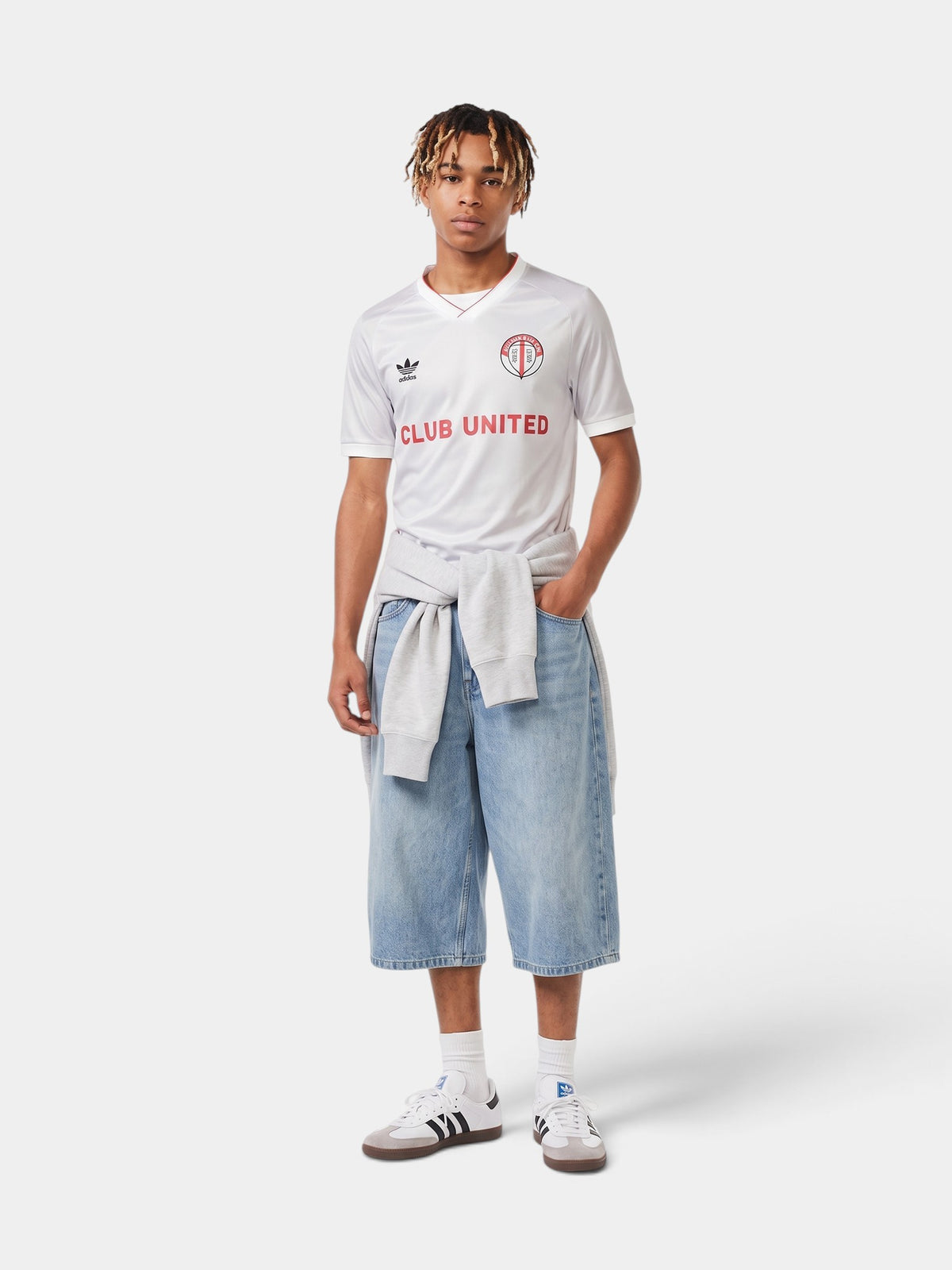 Club United Jersey — on model